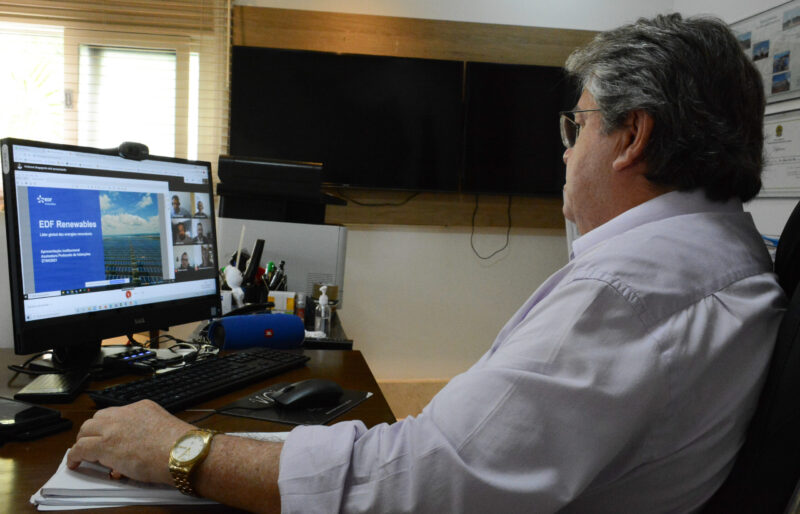 João Azevêdo assina protocolo de intenções do parque eólico em Junco do Seridó e Santa Luzia que irá gerar mais de 600 empregos e investimento de R$ 1 bilhão