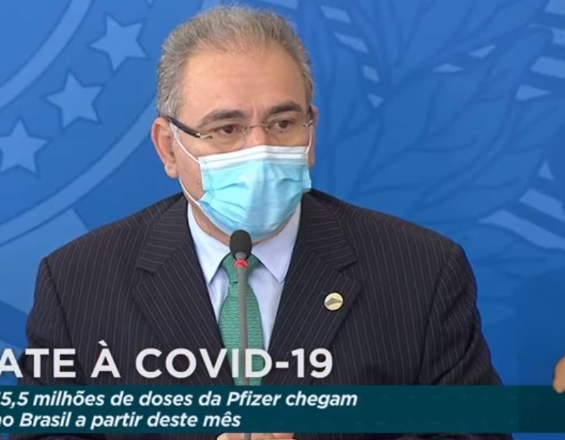 Queiroga anuncia 15,5 milhões de doses de vacina da Pfizer até junho ASSISTA