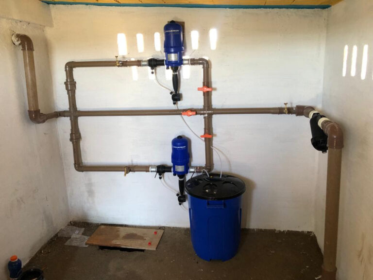 Cooperar implanta sistema de tratamento de água com tecnologia francesa na zona rural de Tavares