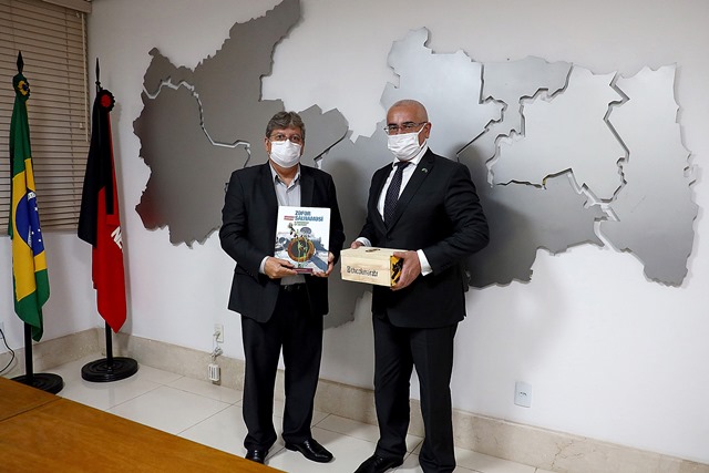 Governador da Paraíba recebe embaixador do Azerbaijão