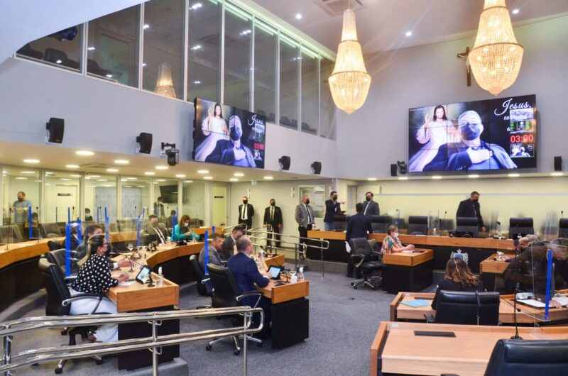 ALPB aprova LOA 2022 e reajuste para defensores públicos; Comissão de Saúde aprova projetos sobre Covid-19