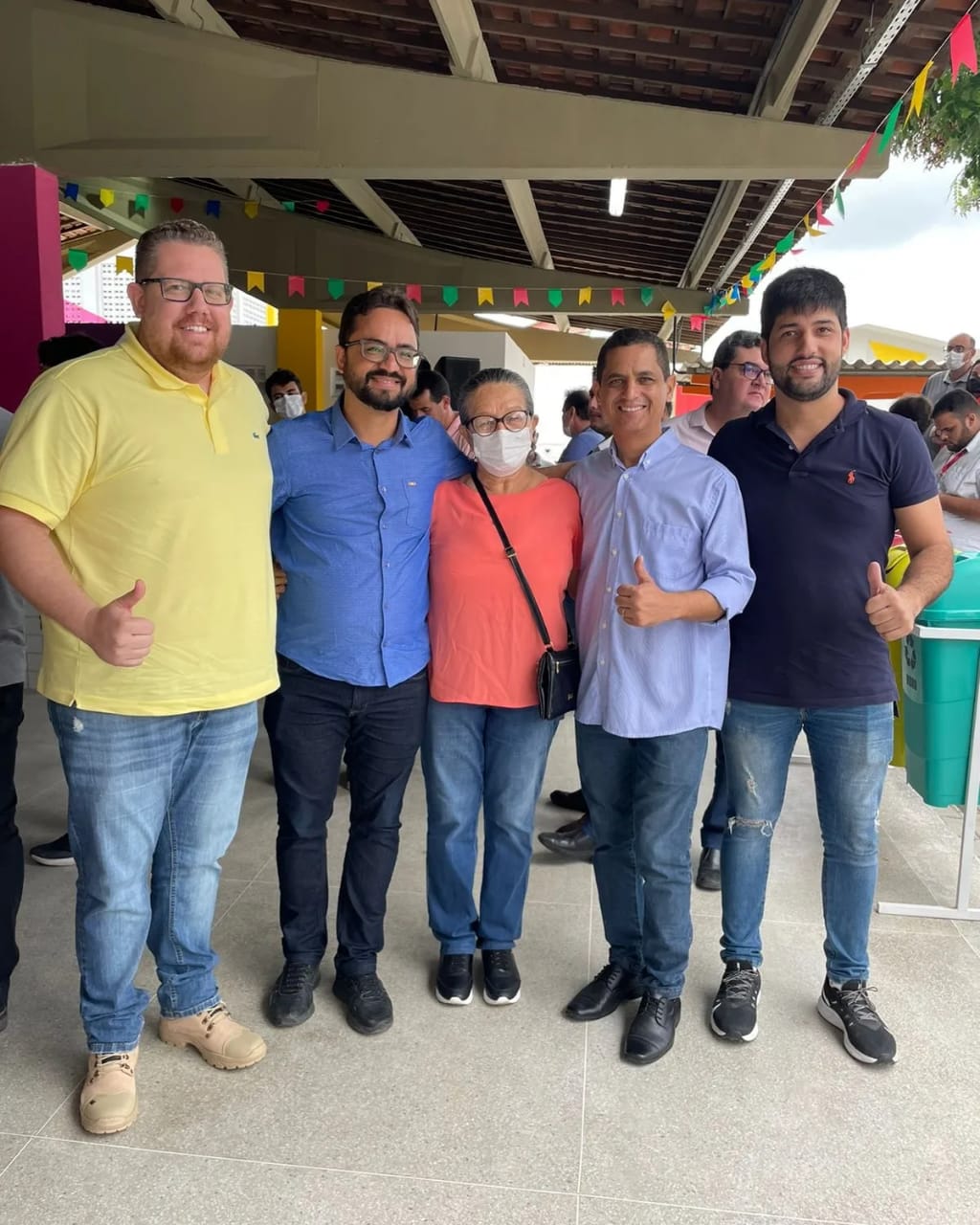 Ao lado do presidente estadual do Podemos, vereador Moyses Morais anuncia apoio a reeleição do governador João Azevedo