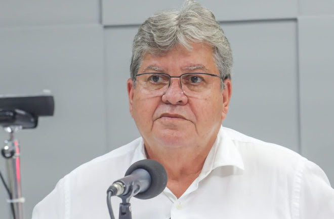 Governador João Azevêdo mantém promessa de campanha e garante pagamento do piso da enfermagem a partir de janeiro