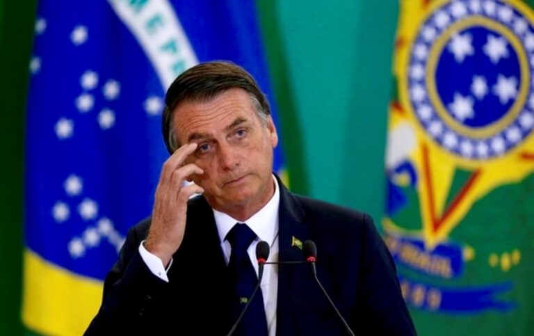Gastos do cartão corporativo de Bolsonaro chegam a R$ 75 milhões, quase o triplo do valor divulgado