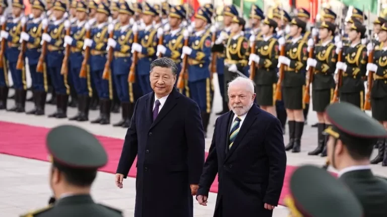 Proximidade do Brasil com China não afeta relação com EUA, diz Padilha