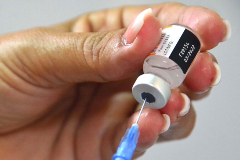Vacinação contra Influenza começa em João Pessoa para grupos prioritários