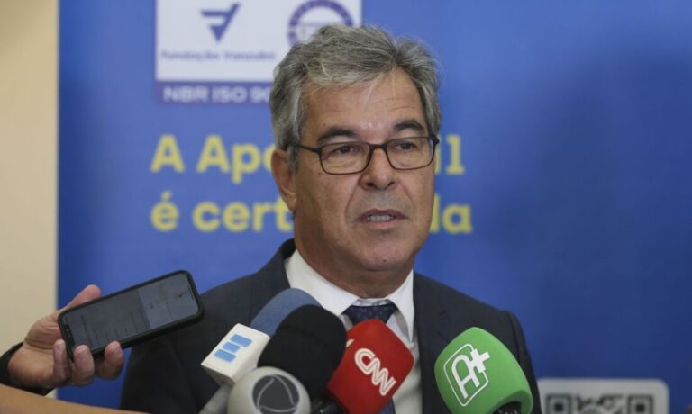 Desembargador do TRF-1 suspende decisão judicial e mantém posse de presidente da ApexBrasil