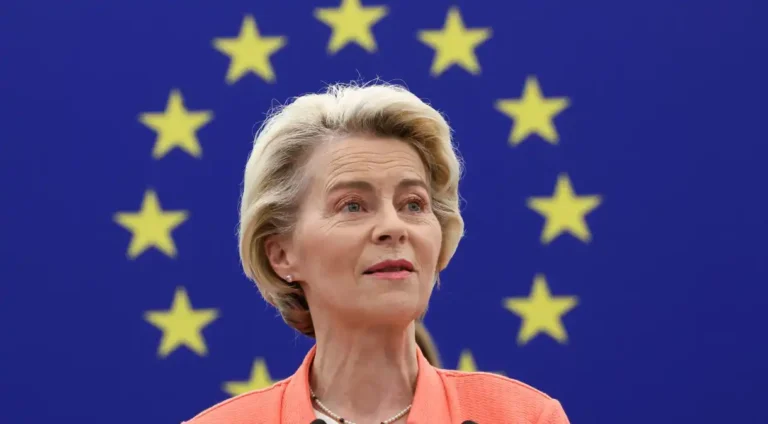 Ursula Von der Leyen é reeleita para dirigir Comissão Europeia