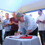 Em Mamanguape: João Azevêdo entrega Cidade Madura, equipamentos de Saúde e autoriza novos investimentos