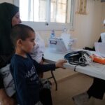 Cisjordânia: palestinos atendidos por Médicos Sem Fronteiras relatam ataques violentos diários por parte de colonos e do exército israelense