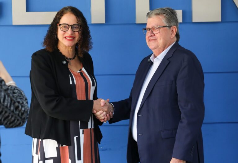 João Azevêdo e ministra da Ciência e Tecnologia consolidam parceria e Paraíba receberá primeiro computador quântico do Brasil