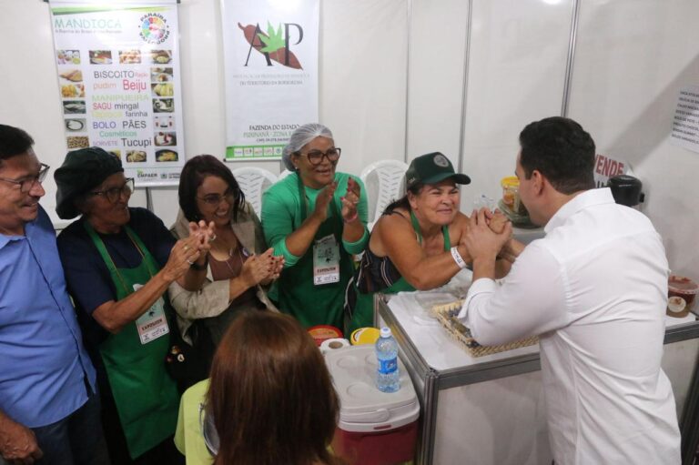 Lucas Ribeiro visita festas tradicionais em Puxinanã e Montadas e destaca fortalecimento da economia e das parcerias municipais