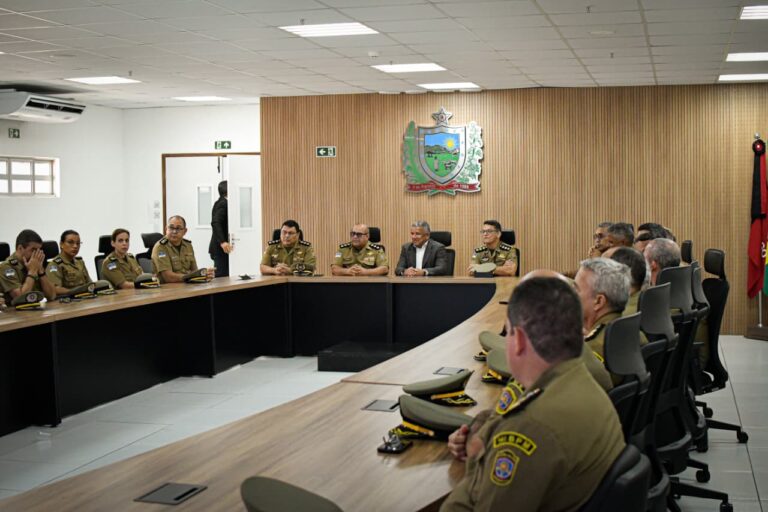 Centro Integrado de Comando e Controle da Paraíba recebe visita técnica dos alunos do Curso Superior de Polícia de Pernambuco