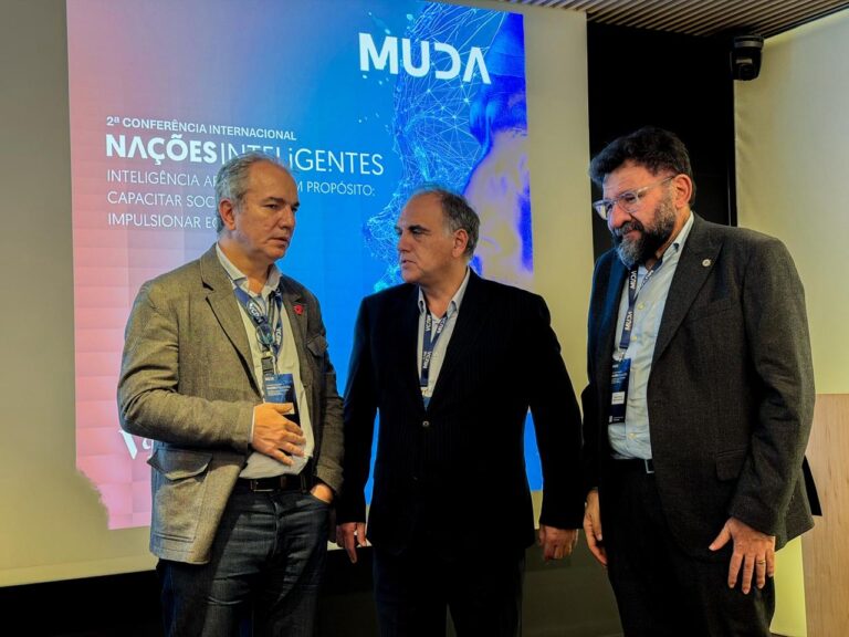 Projetos do Governo da Paraíba que usam IA são apresentados em conferência em Portugal