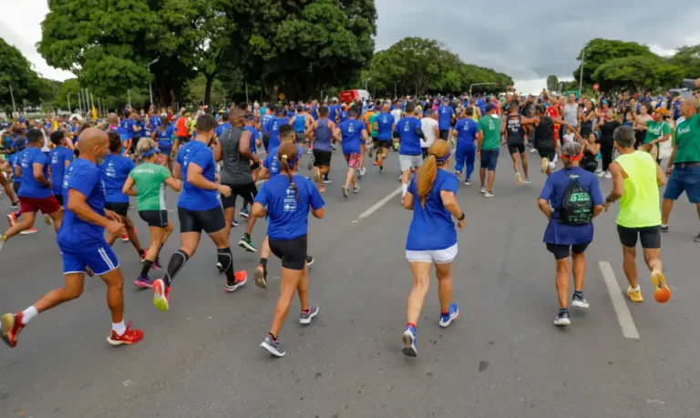 Corrida ColaboraGov celebra Dia do Servidor e promove integração