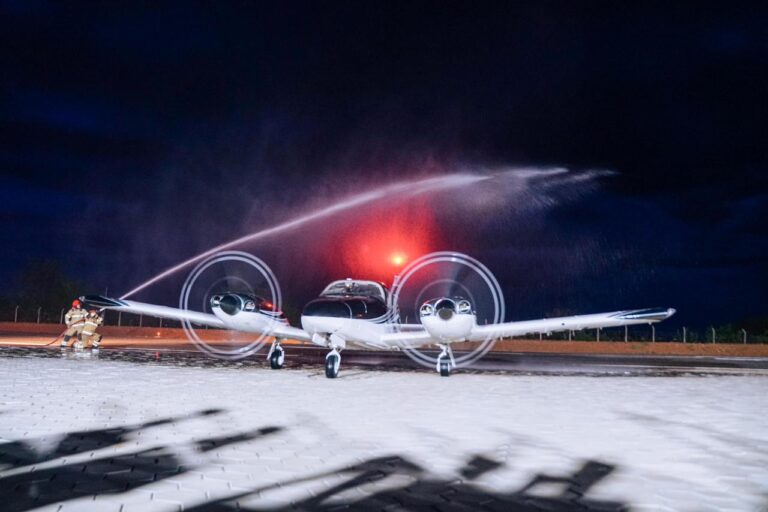 Lucas Ribeiro entrega aeródromo e escola reconstruída em Princesa Isabel, que celebra 150 anos