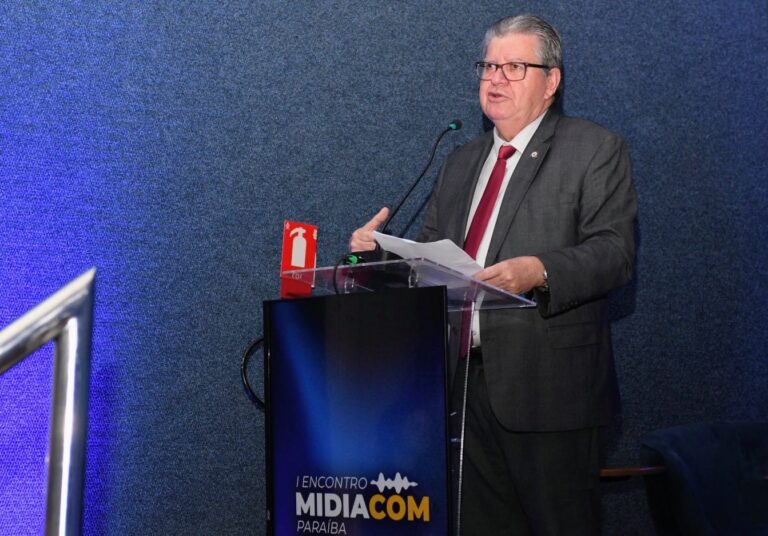 João Azevêdo participa de abertura do I Midiacom Paraíba e destaca importância do evento na liberdade de expressão e combate à desinformação