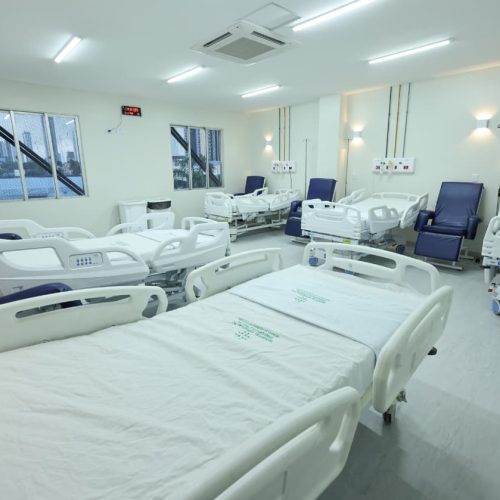 Lucas Ribeiro entrega reforma de enfermarias do Hospital de Trauma de João Pessoa e reforça assistência à saúde