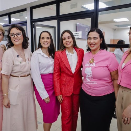 Camila Mariz participa de ação do Outubro Rosa no Hospital da Mulher e reforça a importância do diagnóstico precoce do câncer