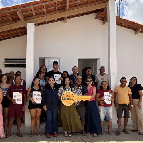 Governo entrega casas rurais na Aldeia Brejinho, em Marcação